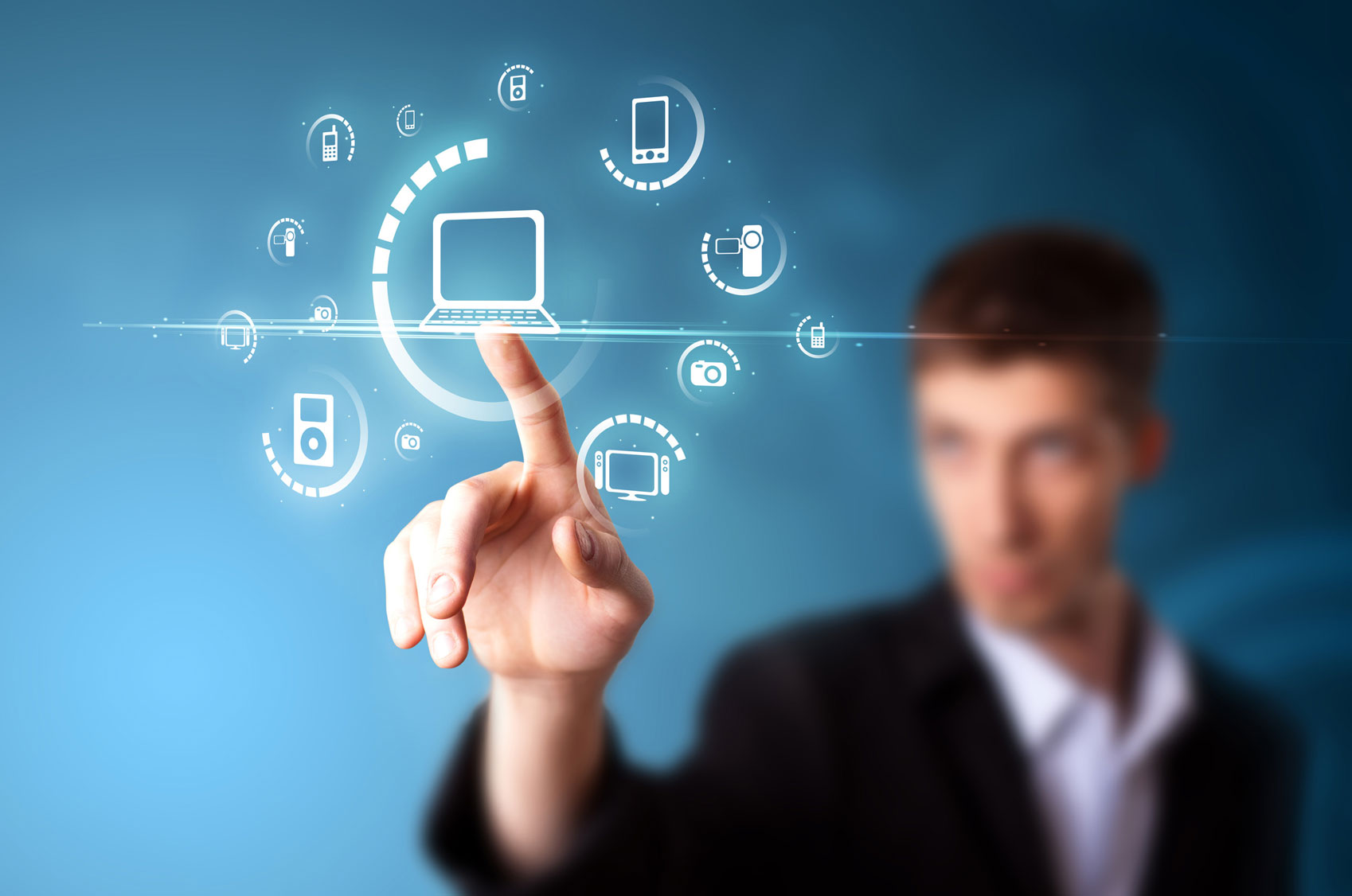 HOW TO CHOOSE THE RIGHT TECHNOLOGY WHEN DEVELOPING YOUR APP